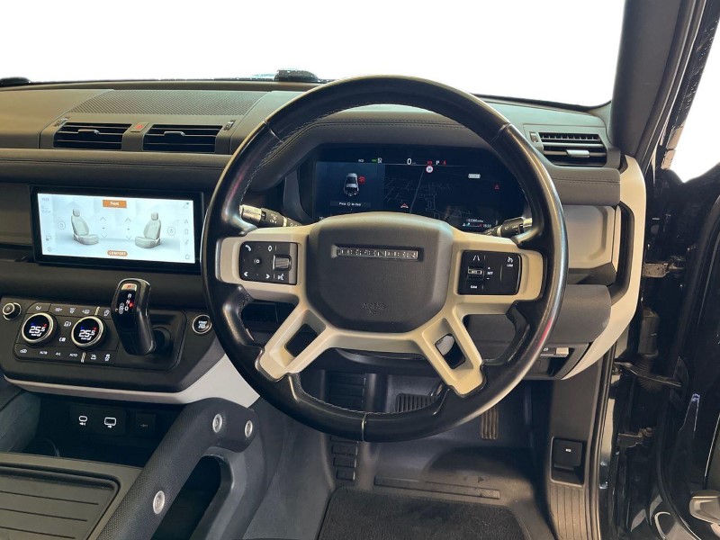 2021 (21) LAND ROVER DEFENDER 3.0 D250 X-Dynamic SE 90 3dr Auto 5839137