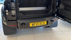 2021 (21) LAND ROVER DEFENDER 3.0 D250 X-Dynamic SE 90 3dr Auto 5839143