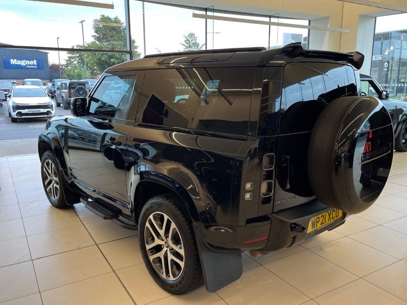 2021 (21) LAND ROVER DEFENDER 3.0 D250 X-Dynamic SE 90 3dr Auto 5839175