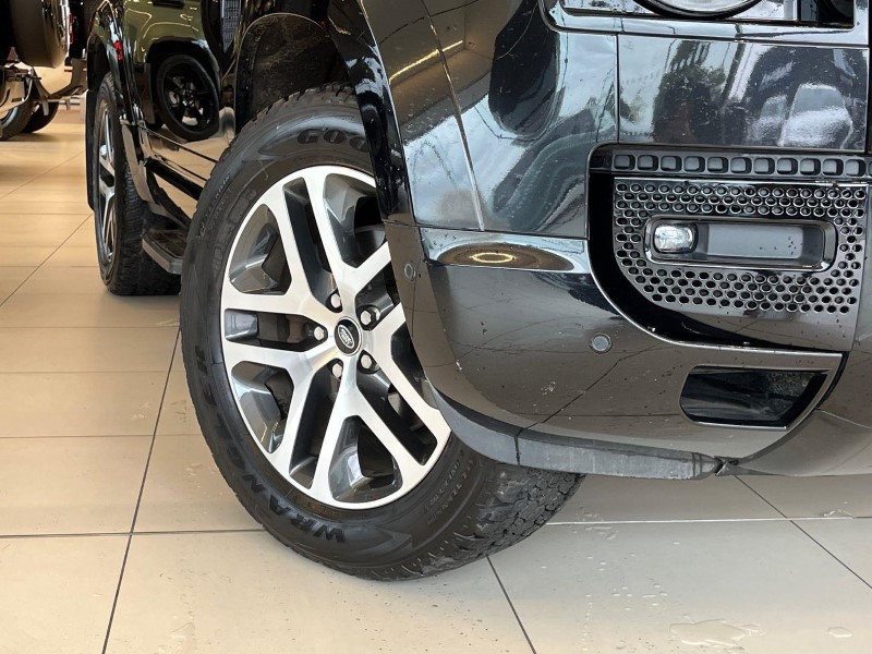 2021 (21) LAND ROVER DEFENDER 3.0 D250 X-Dynamic SE 90 3dr Auto 5839165