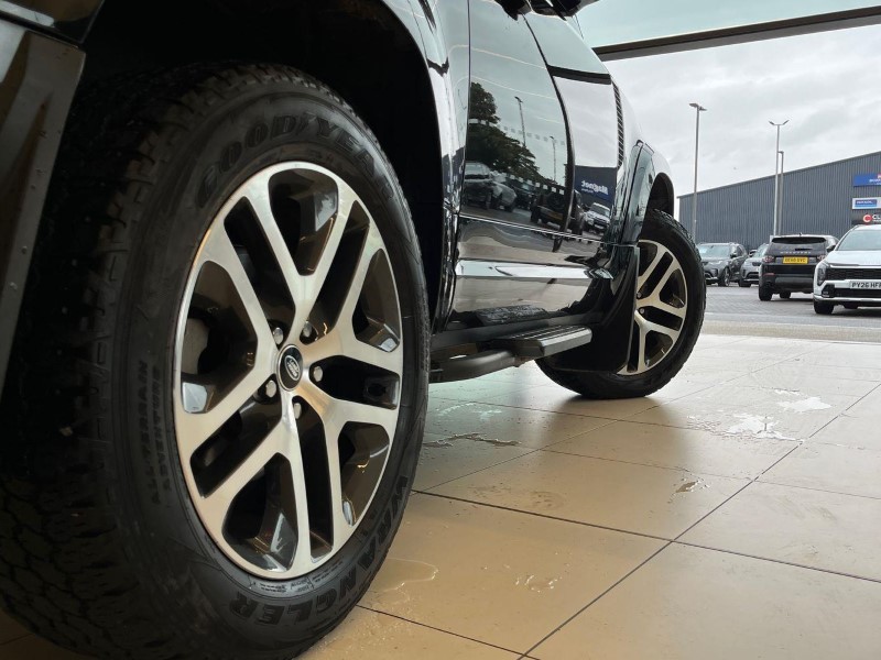 2021 (21) LAND ROVER DEFENDER 3.0 D250 X-Dynamic SE 90 3dr Auto 5839169