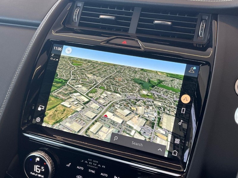 2023 (73) JAGUAR E-PACE 1.5 P300e R-Dynamic SE Black 5dr Auto 5820871