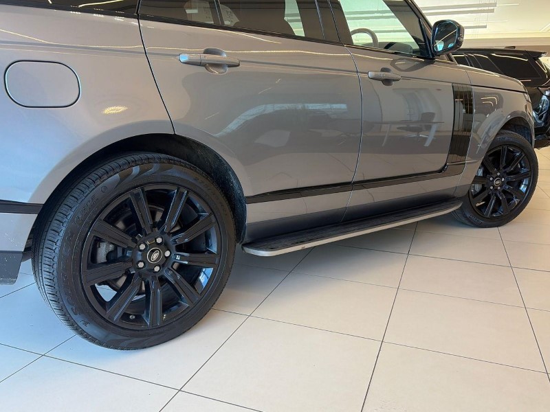 2021 (21) LAND ROVER RANGE ROVER 3.0 D300 Westminster Black 4dr Auto 5824061