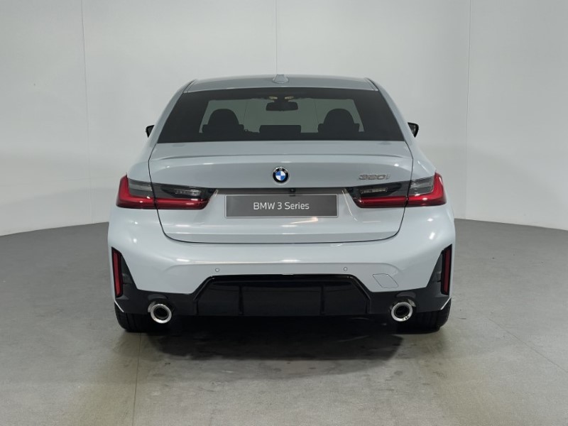  BMW 3 SERIES 320i M Sport 4dr Step Auto 3624790