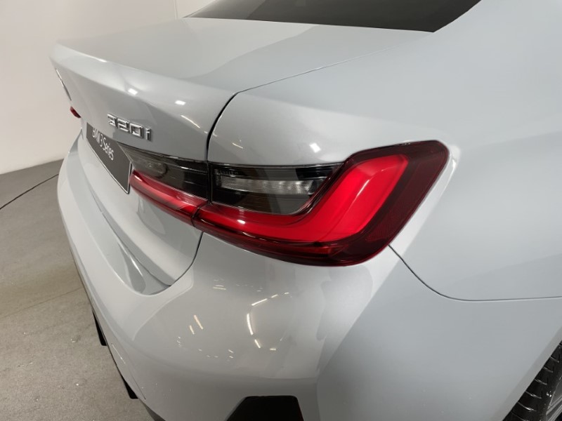  BMW 3 SERIES 320i M Sport 4dr Step Auto 3624779