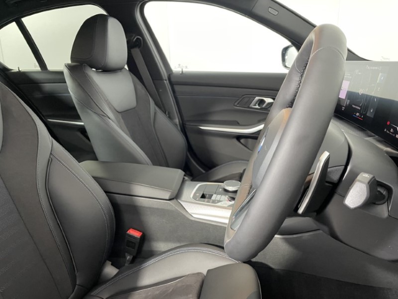  BMW 3 SERIES 320i M Sport 4dr Step Auto 3624769