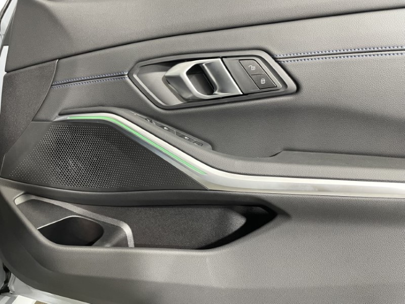  BMW 3 SERIES 320i M Sport 4dr Step Auto 3624774