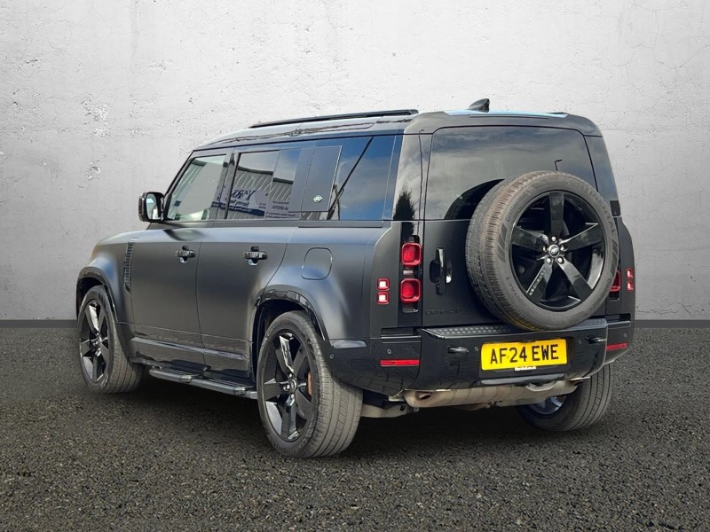 2024 (24) LAND ROVER DEFENDER 2.0 P400e X-Dynamic HSE 110 5dr Auto 1