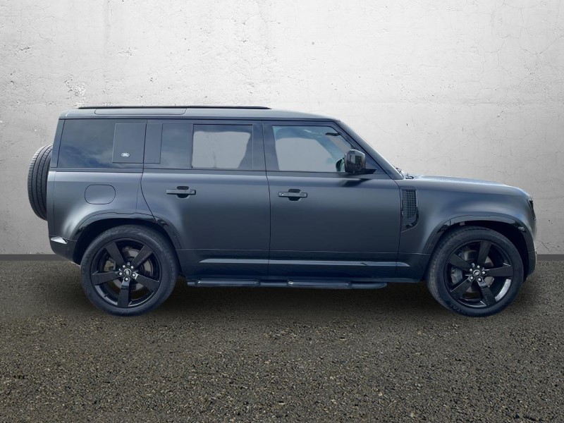 2024 (24) LAND ROVER DEFENDER 2.0 P400e X-Dynamic HSE 110 5dr Auto 5842727