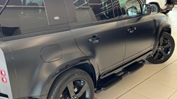 2024 (24) LAND ROVER DEFENDER 2.0 P400e X-Dynamic HSE 110 5dr Auto 5842775