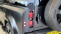 2024 (24) LAND ROVER DEFENDER 2.0 P400e X-Dynamic HSE 110 5dr Auto 5842771