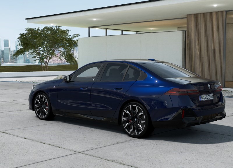  BMW 5 SERIES 520i M Sport Pro 4dr Auto 3546879