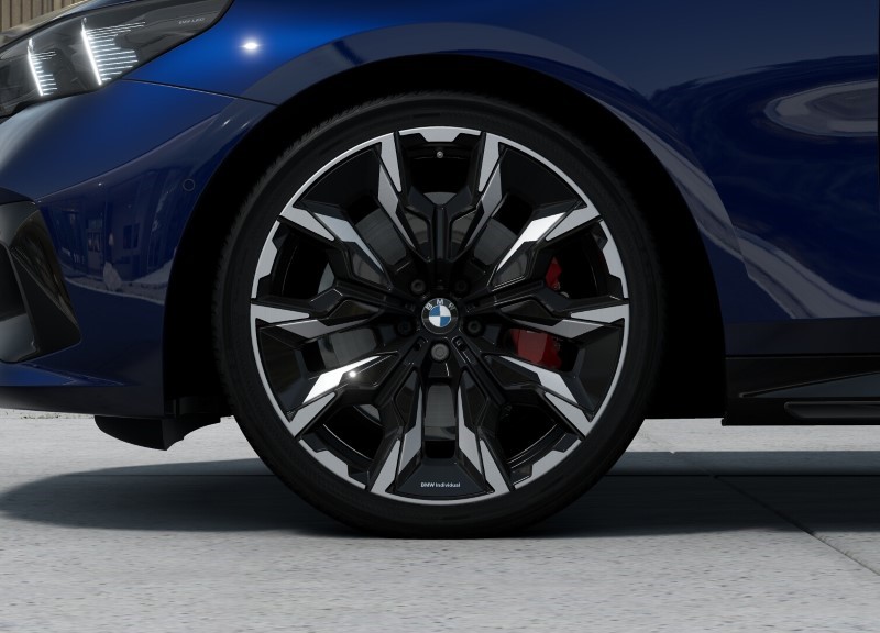  BMW 5 SERIES 520i M Sport Pro 4dr Auto 3546874