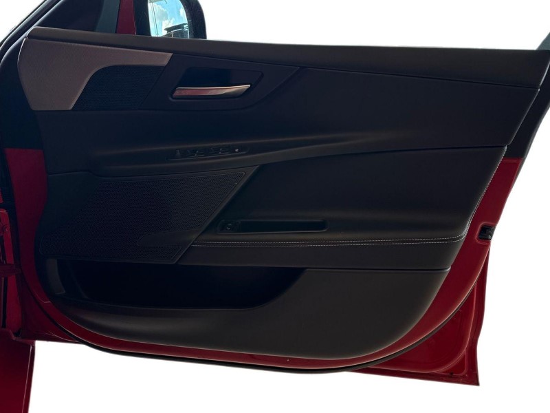 2019 (19) JAGUAR XE 2.0 Ingenium R-Sport 4dr Auto 5822748