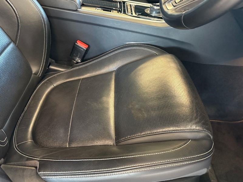 2019 (19) JAGUAR XE 2.0 Ingenium R-Sport 4dr Auto 5822751