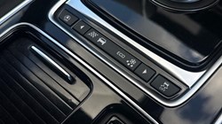 2019 (19) JAGUAR XE 2.0 Ingenium R-Sport 4dr Auto 5822759