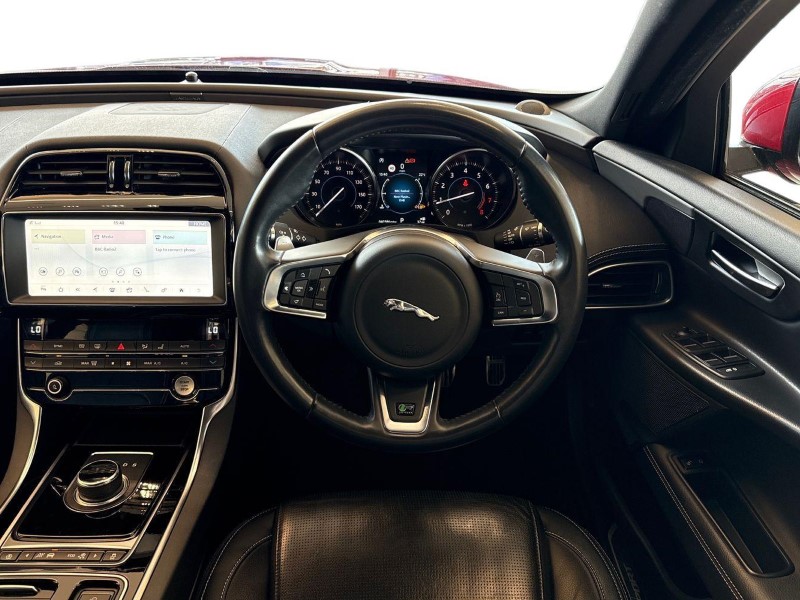 2019 (19) JAGUAR XE 2.0 Ingenium R-Sport 4dr Auto 5822742