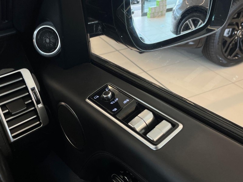 2021 (21)  Range Rover 5.0 P525 Autobiography 4Dr Auto Estate 5832834