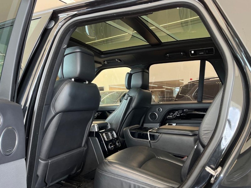 2021 (21)  Range Rover 5.0 P525 Autobiography 4Dr Auto Estate 5832866