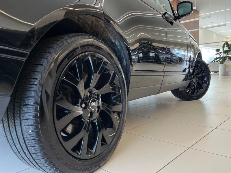 2021 (21)  Range Rover 5.0 P525 Autobiography 4Dr Auto Estate 5832859