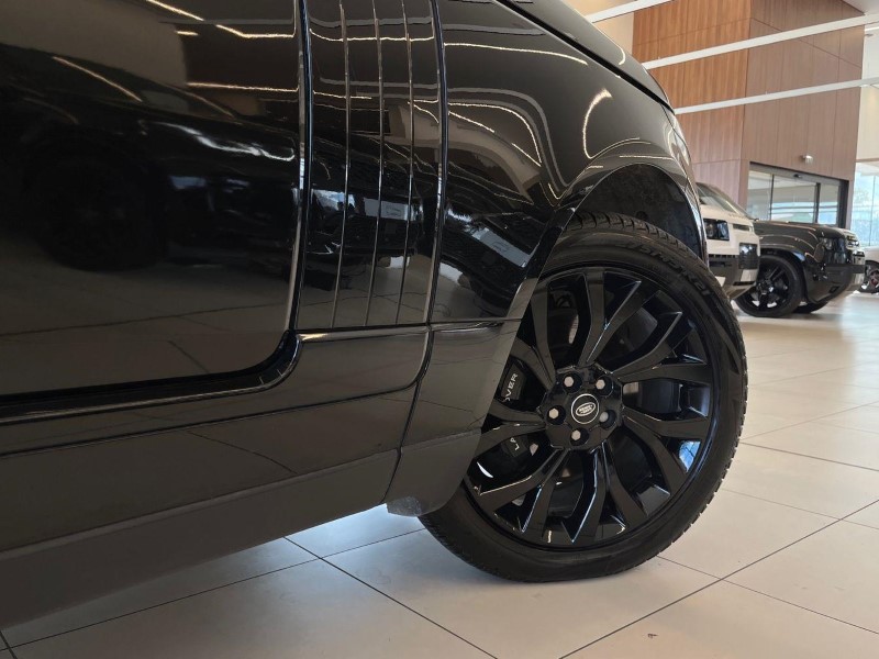 2021 (21)  Range Rover 5.0 P525 Autobiography 4Dr Auto Estate 5832860