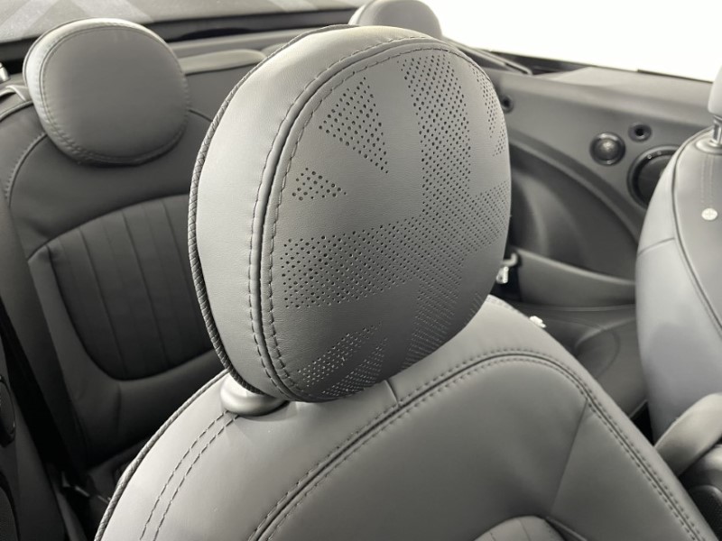  MINI CONVERTIBLE 2.0 John Cooper Works Premium Plus 2dr Auto 3652003