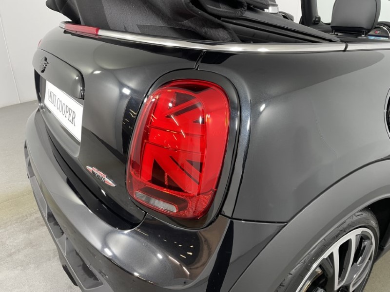  MINI CONVERTIBLE 2.0 John Cooper Works Premium Plus 2dr Auto 3652013