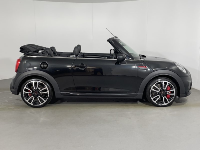 MINI CONVERTIBLE 2.0 John Cooper Works Premium Plus 2dr Auto 3652051