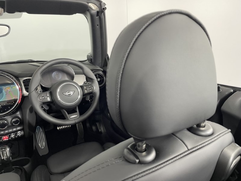  MINI CONVERTIBLE 2.0 John Cooper Works Premium Plus 2dr Auto 3652017