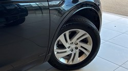2021 (21) LAND ROVER DISCOVERY SPORT 2.0 D150 R-Dynamic S 5dr Auto 5835661