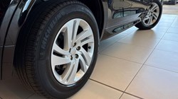 2021 (21) LAND ROVER DISCOVERY SPORT 2.0 D150 R-Dynamic S 5dr Auto 5835660