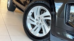 2021 (21) LAND ROVER DISCOVERY SPORT 2.0 D150 R-Dynamic S 5dr Auto 5835656