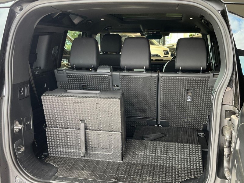 2023 (23) LAND ROVER DEFENDER 3.0 D250 X-Dynamic SE 110 5dr Auto [7 Seat] 5832492