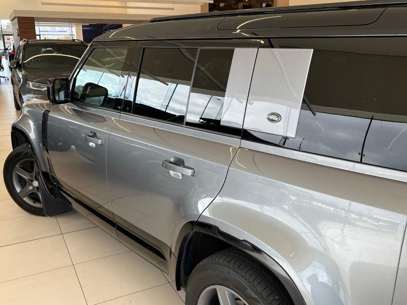 2023 (23) LAND ROVER DEFENDER 3.0 D250 X-Dynamic SE 110 5dr Auto [7 Seat] 5832491