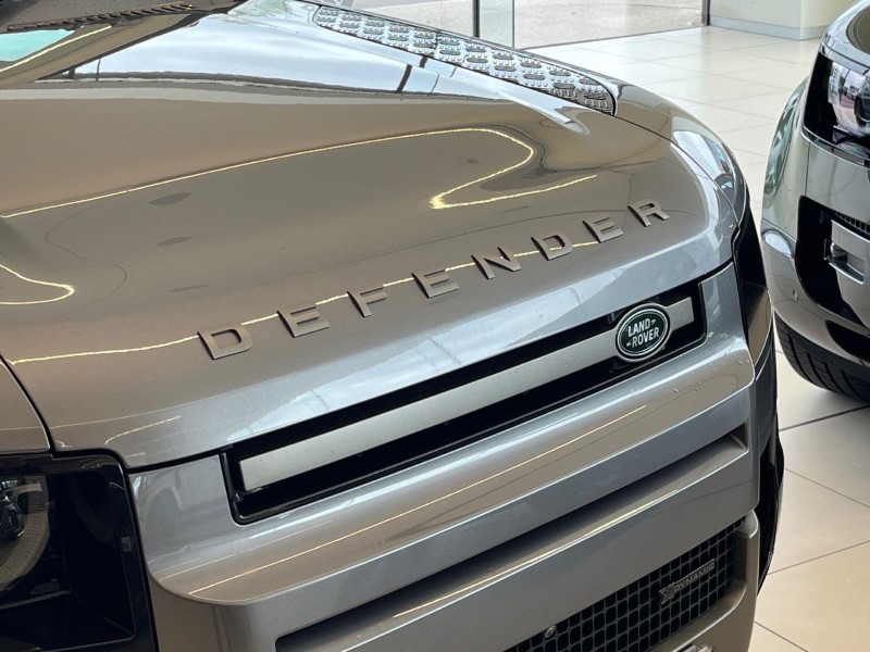 2023 (23) LAND ROVER DEFENDER 3.0 D250 X-Dynamic SE 110 5dr Auto [7 Seat] 5832481