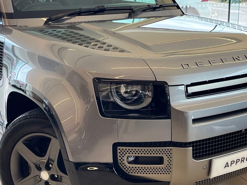2023 (23) LAND ROVER DEFENDER 3.0 D250 X-Dynamic SE 110 5dr Auto [7 Seat] 5832455
