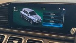 2020 (70) MERCEDES-BENZ GLE 300d 4Matic AMG Line Premium 5dr 9G-Tronic 5845951