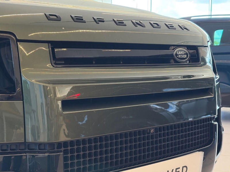 2026 (26) LAND ROVER DEFENDER 3.0 D250 X-Dynamic HSE 90 3dr Auto 5849845