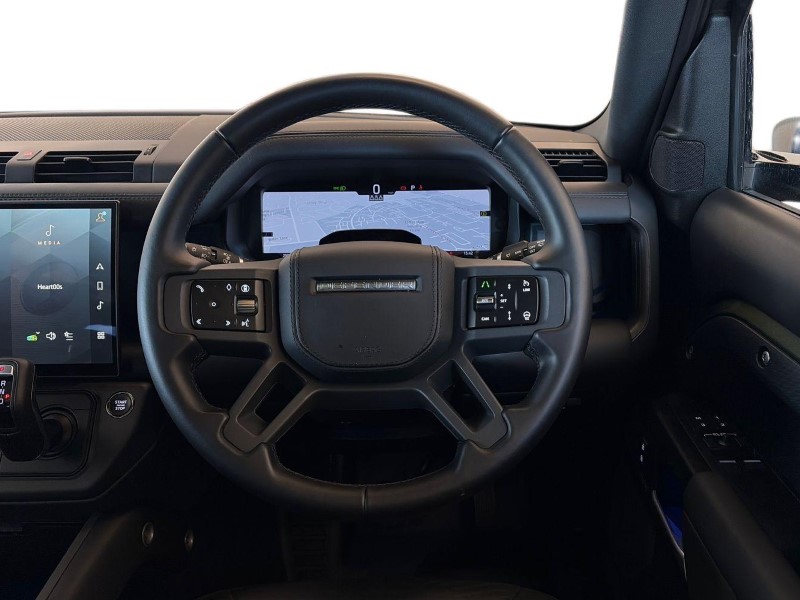 2026 (26) LAND ROVER DEFENDER 3.0 D250 X-Dynamic HSE 90 3dr Auto 5849815
