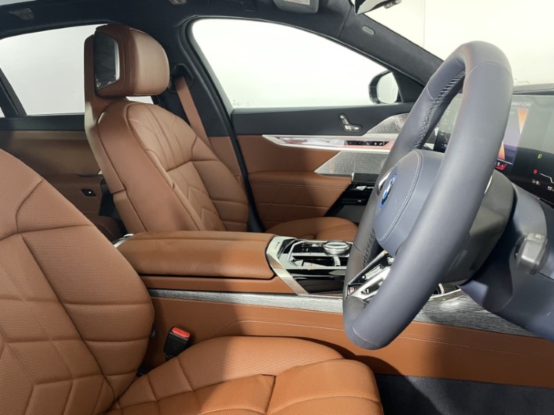  BMW I7 400kW xDrive60 M Sport Pro 105.7kWh 4dr Auto 3725815