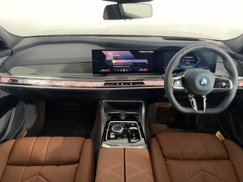  BMW I7 400kW xDrive60 M Sport Pro 105.7kWh 4dr Auto 3725844