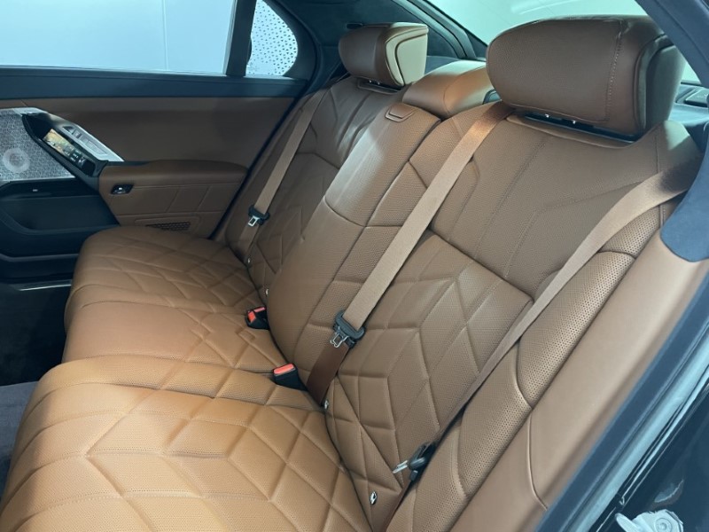  BMW I7 400kW xDrive60 M Sport Pro 105.7kWh 4dr Auto 3725847