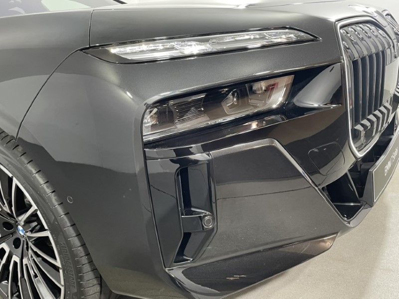  BMW I7 400kW xDrive60 M Sport Pro 105.7kWh 4dr Auto 3725888