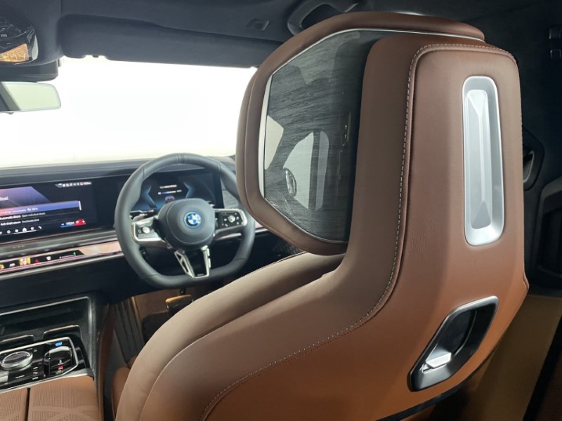  BMW I7 400kW xDrive60 M Sport Pro 105.7kWh 4dr Auto 3725843