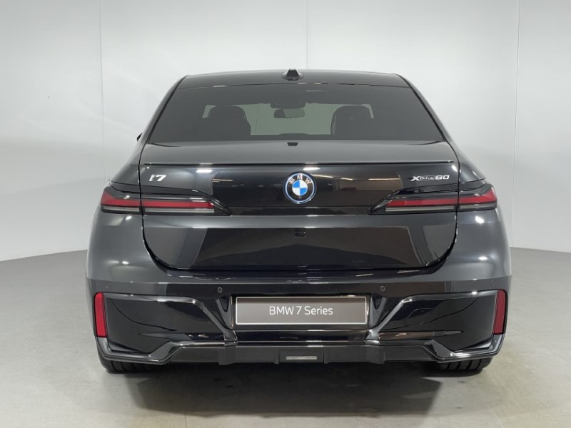  BMW I7 400kW xDrive60 M Sport Pro 105.7kWh 4dr Auto 3725855