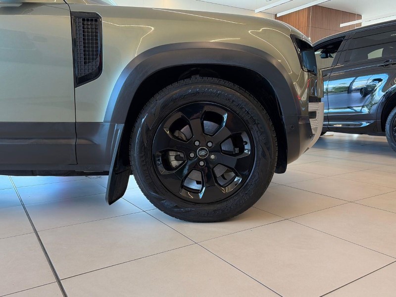 2023 (73) LAND ROVER DEFENDER 3.0 D250 SE 110 5dr Auto 5844178