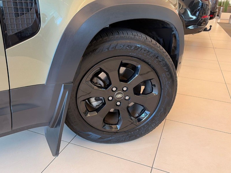 2023 (73) LAND ROVER DEFENDER 3.0 D250 SE 110 5dr Auto 5844219