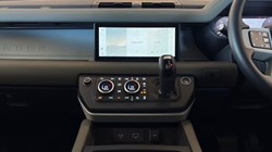 2023 (73) LAND ROVER DEFENDER 3.0 D250 SE 110 5dr Auto 5844184