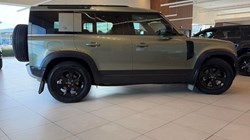 2023 (73) LAND ROVER DEFENDER 3.0 D250 SE 110 5dr Auto 5844222