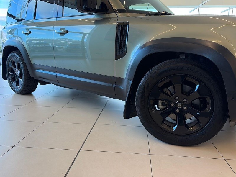 2023 (73) LAND ROVER DEFENDER 3.0 D250 SE 110 5dr Auto 5844214